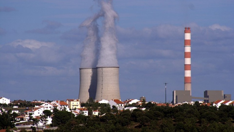 Portugal shuts down last coal plant, accelerates renewable energy revolution